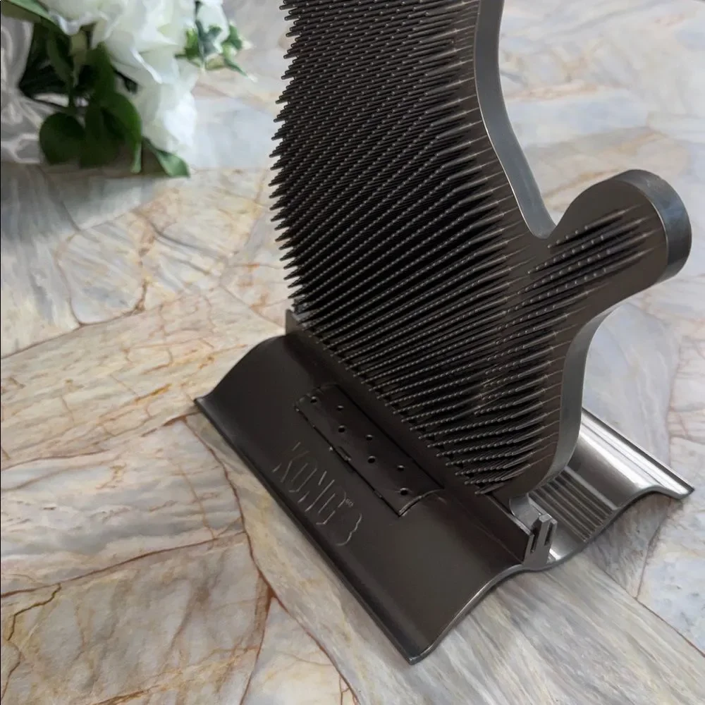 KONG Connects Kitty Comber Cat Self Groomer Wall Mountable Silver Grey
